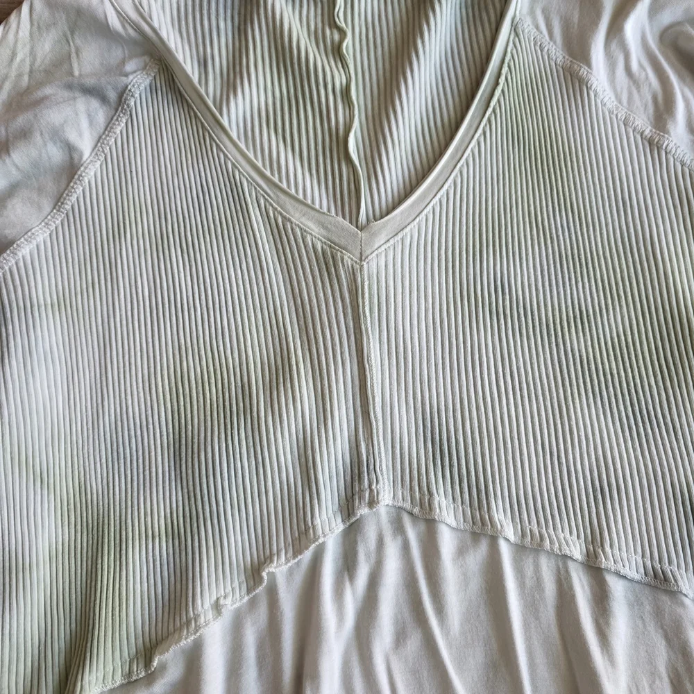 POL Shirt - Picture 2 of 5